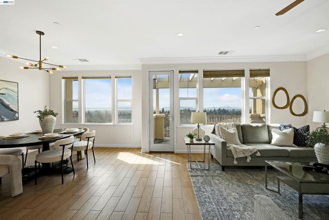 6299 Rocky Point Ct, Oakland, CA 94605