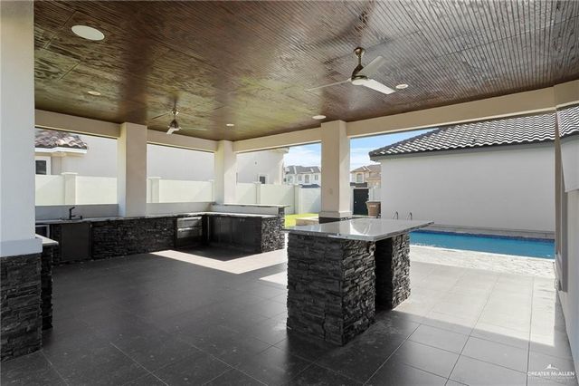 4915 August Drive, Edinburg, TX 78539