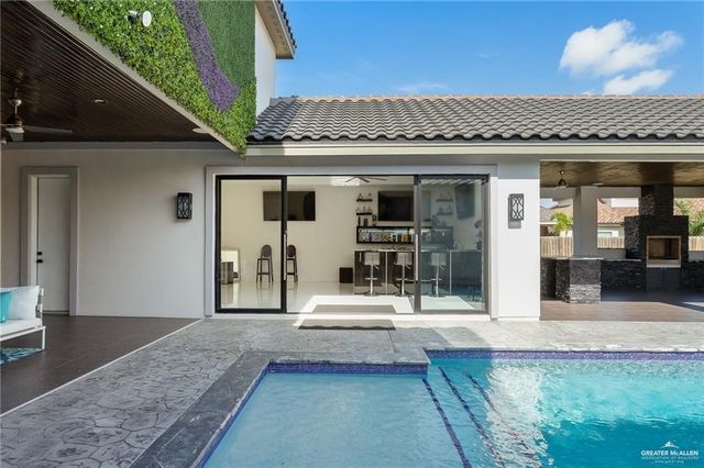 4915 August Drive, Edinburg, TX 78539