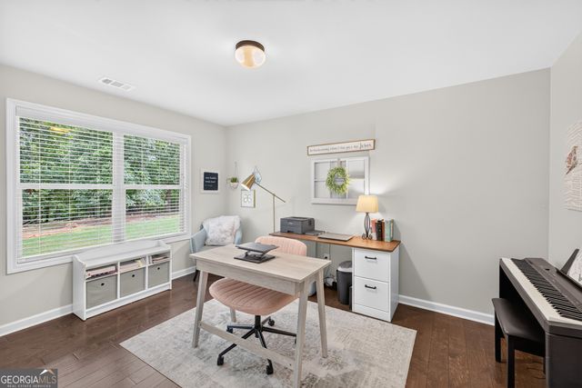 5912 Park Bay Court, Flowery Branch, GA 30542