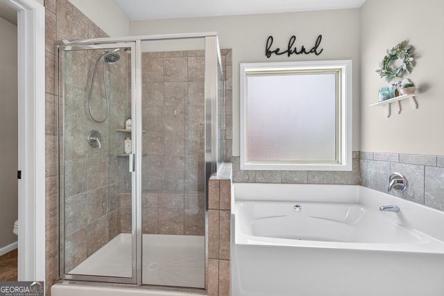 5912 Park Bay Court, Flowery Branch, GA 30542
