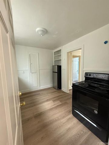 14011 Ohio Street, Detroit, MI 48238