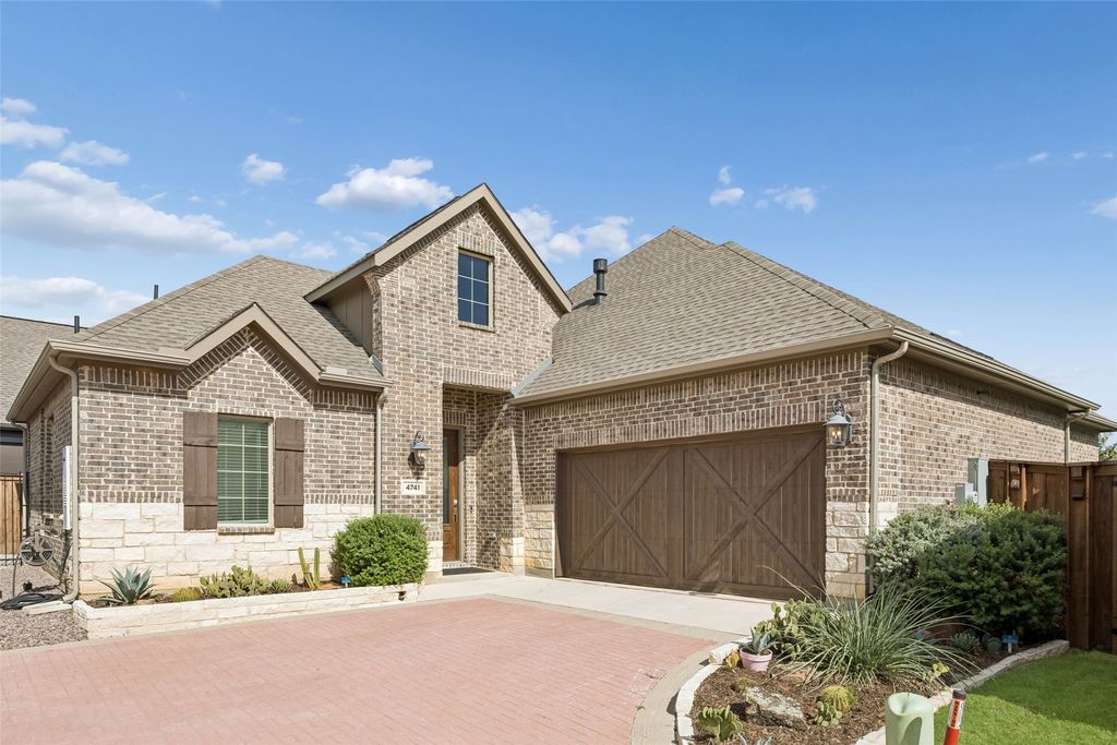 4741 Kings Garden Parkway, Arlington, TX 76005 — exterior