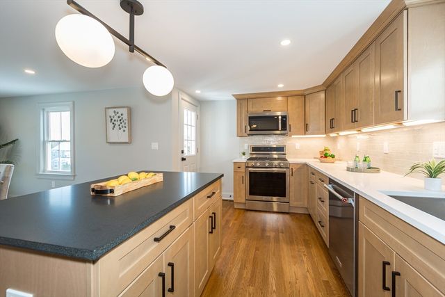 12 Bay State Rd, Natick, MA 01760