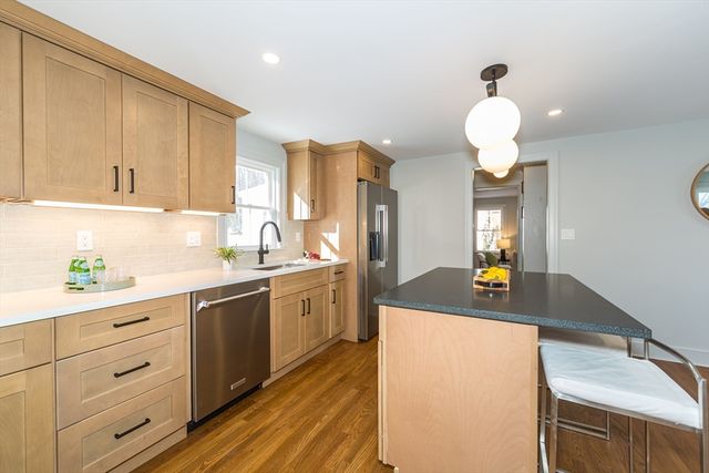 12 Bay State Rd, Natick, MA 01760