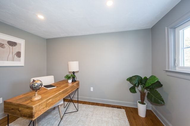 12 Bay State Rd, Natick, MA 01760