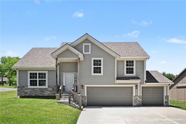 1301 W Concord Drive, Plattsburg, MO 64477
