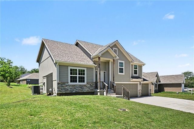 1301 W Concord Drive, Plattsburg, MO 64477