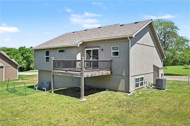 1301 W Concord Drive, Plattsburg, MO 64477