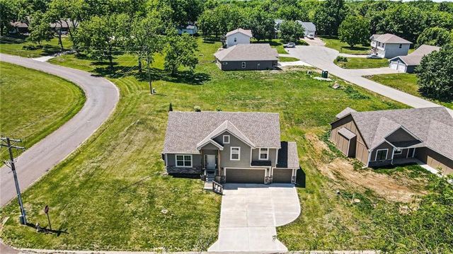 1301 W Concord Drive, Plattsburg, MO 64477