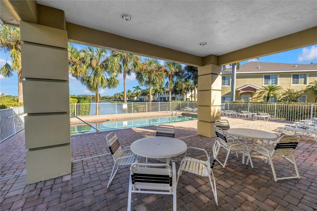 3511 45TH TERRACE W 107, Bradenton, FL 34210