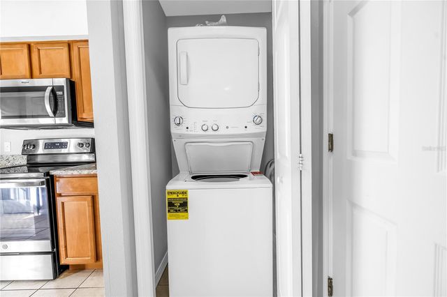 3511 45TH TERRACE W 107, Bradenton, FL 34210