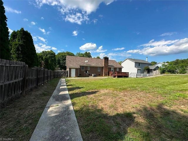 2308 Leeds Avenue, High Point, NC 27265