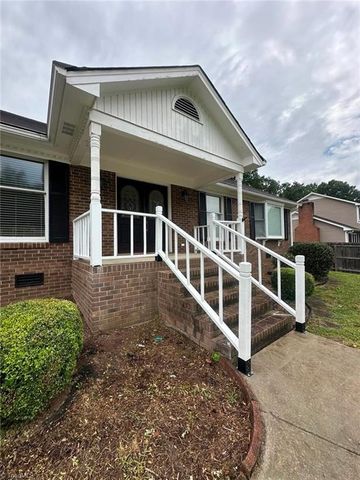 2308 Leeds Avenue, High Point, NC 27265