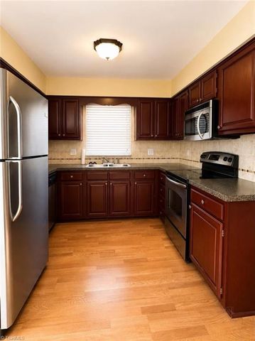 2308 Leeds Avenue, High Point, NC 27265