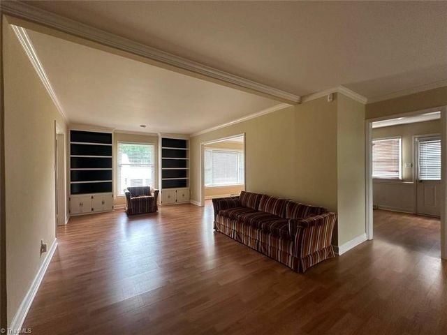 2308 Leeds Avenue, High Point, NC 27265