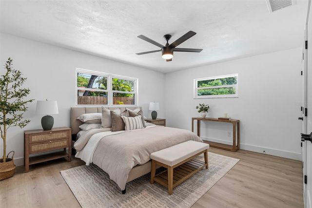 6419 PELICAN DRIVE S, St Petersburg, FL 33707