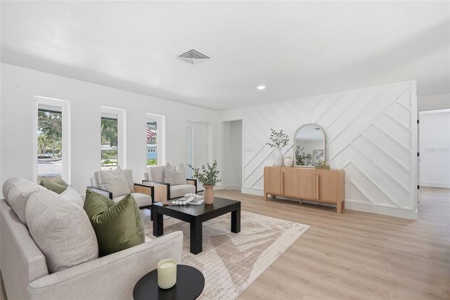 6419 PELICAN DRIVE S, St Petersburg, FL 33707