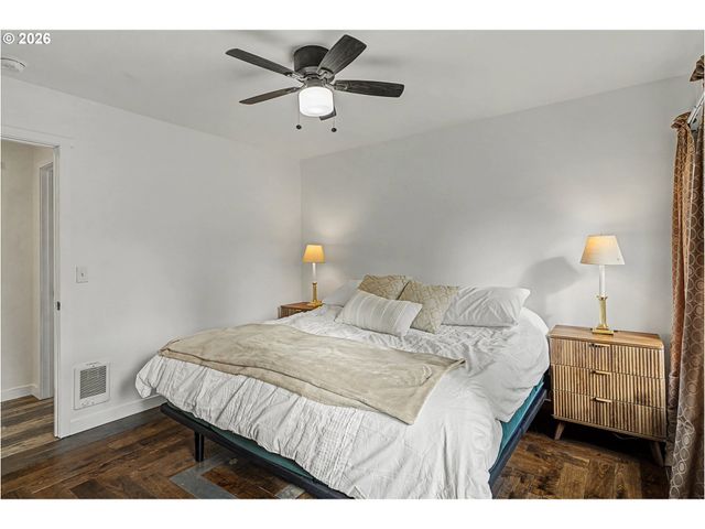 12905 Se OATFIELD Rd, Milwaukie, OR 97222