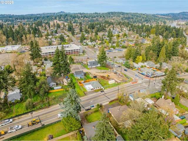 12905 Se OATFIELD Rd, Milwaukie, OR 97222