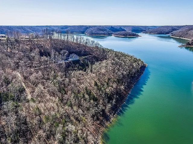175 Dillon Rd, Baxter, TN 38544