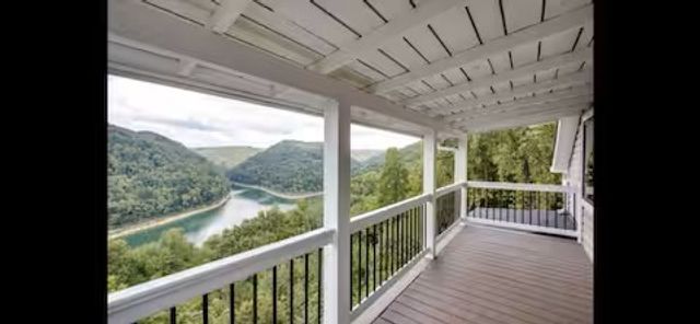 175 Dillon Rd, Baxter, TN 38544
