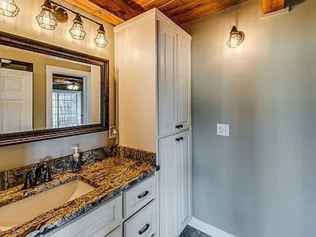 175 Dillon Rd, Baxter, TN 38544