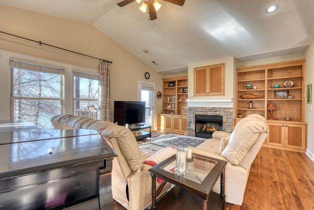 1405 Lakeside Rd., Hiawassee, GA 30546