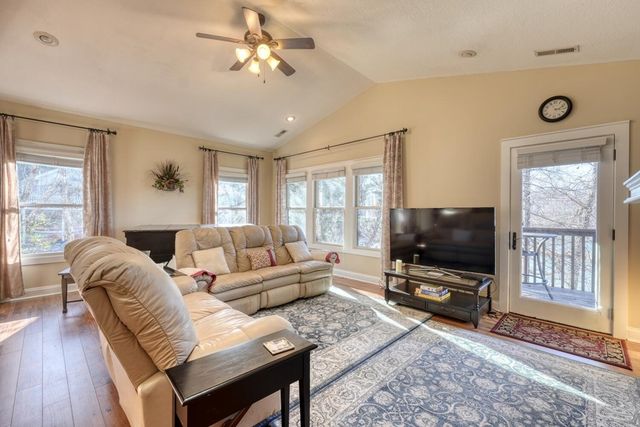 1405 Lakeside Rd., Hiawassee, GA 30546