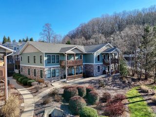 1405 Lakeside Rd., Hiawassee, GA 30546