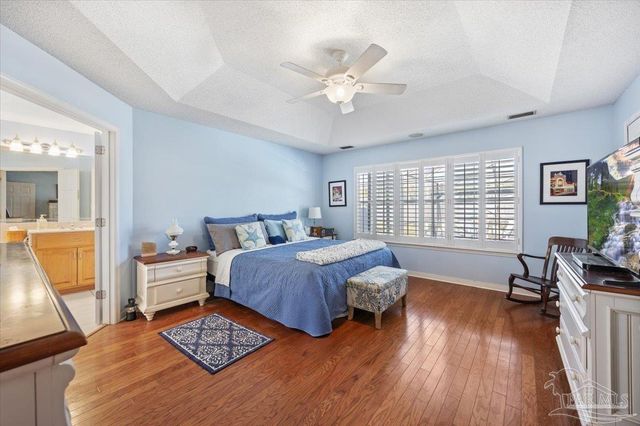 3656 Sawmill Cir, Pace, FL 32571