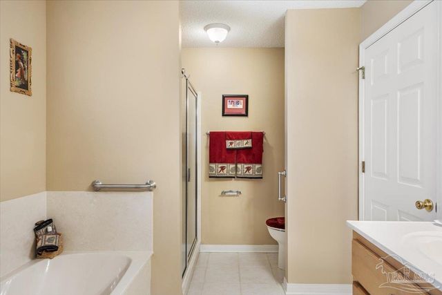 3656 Sawmill Cir, Pace, FL 32571