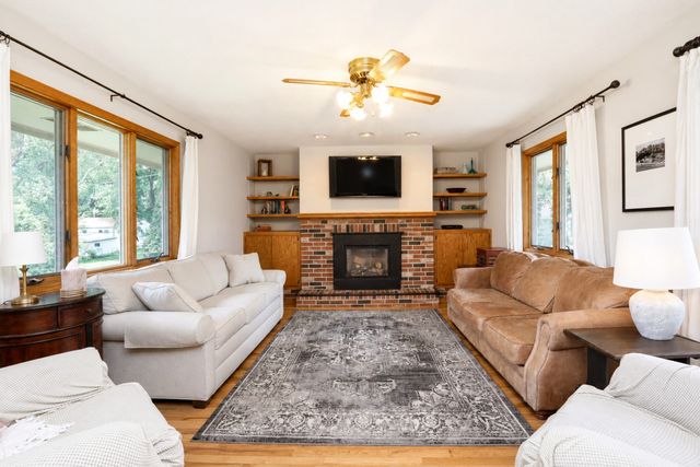 4513 67th Street, Urbandale, IA 50322