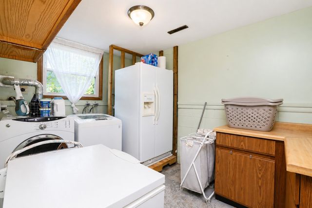 4513 67th Street, Urbandale, IA 50322