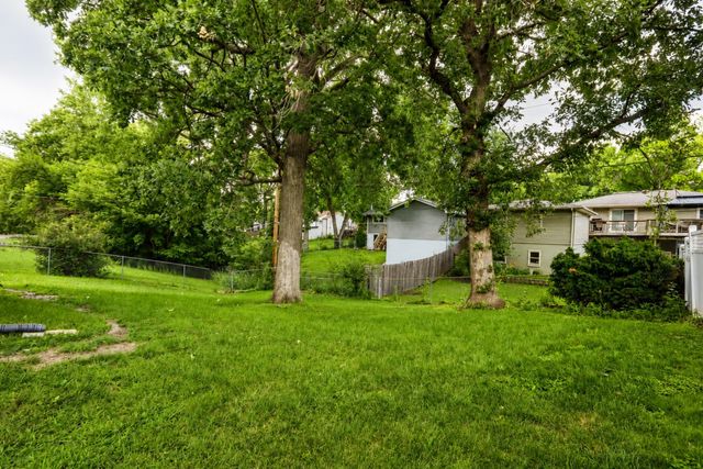 4513 67th Street, Urbandale, IA 50322
