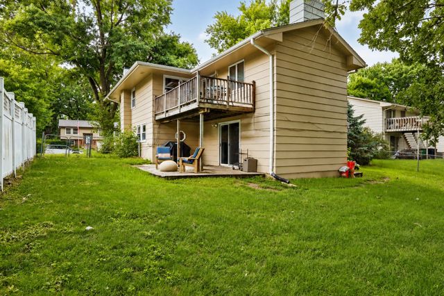 4513 67th Street, Urbandale, IA 50322