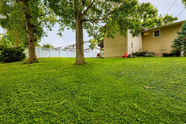 4513 67th Street, Urbandale, IA 50322