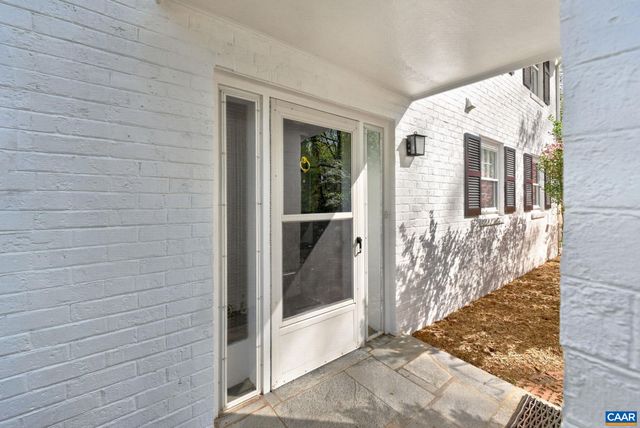 2409 KERRY LN, Charlottesville, VA 22901