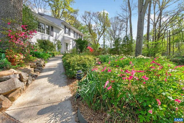 2409 KERRY LN, Charlottesville, VA 22901