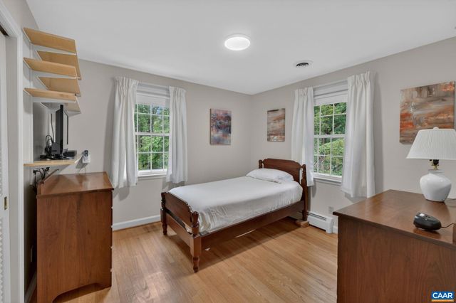 2409 KERRY LN, Charlottesville, VA 22901