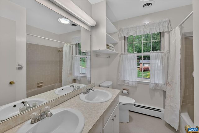 2409 KERRY LN, Charlottesville, VA 22901