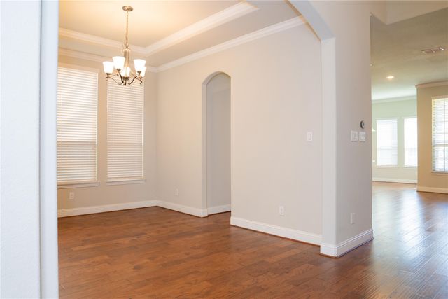 504 Pineview Drive, Euless, TX 76039