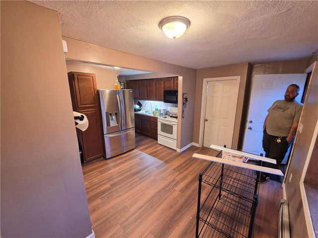 38 River Street, West Warwick, RI 02893