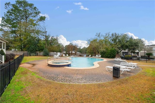 25806 Pollard Road 205, Daphne, AL 36526