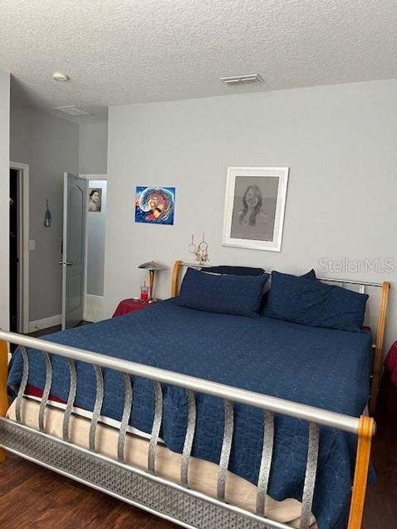 Image 18 of property listing at 9721 OLD PATINA WAY, Orlando, FL 32832