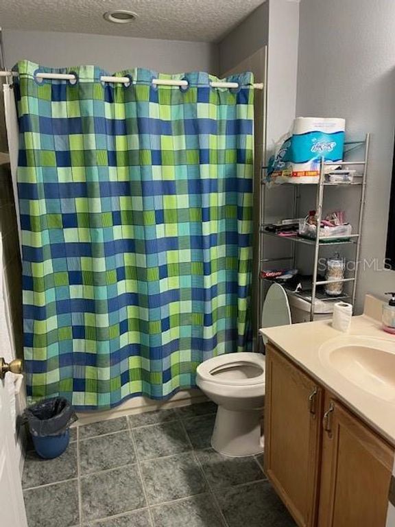 Image 45 of property listing at 9721 OLD PATINA WAY, Orlando, FL 32832