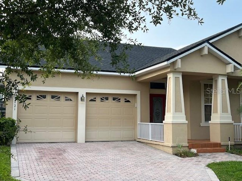Image 7 of property listing at 9721 OLD PATINA WAY, Orlando, FL 32832