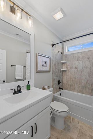 404 Summerhouse Drive, Holly Ridge, NC 28445