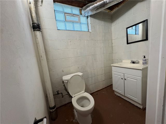 5357 Brownsville Rd, Baldwin Boro, PA 15236