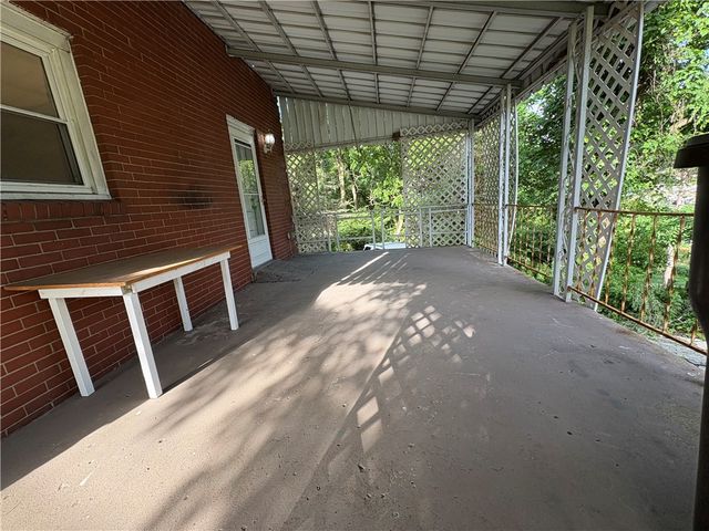 5357 Brownsville Rd, Baldwin Boro, PA 15236